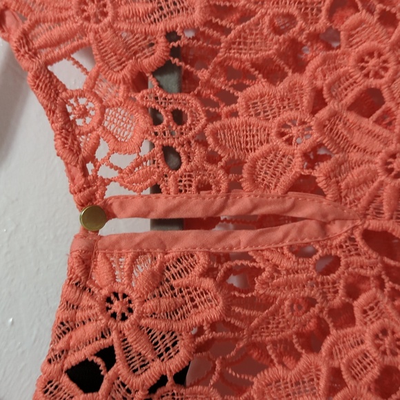 Liz Claiborne Salmon Color Lace Top Size PXL (petite extra large) - Picture 6 of 13